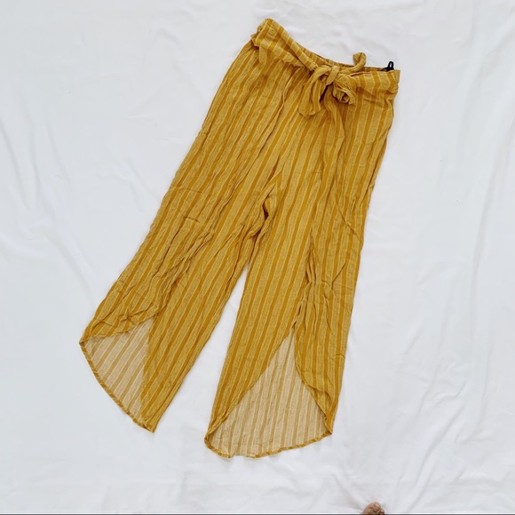 Forever 21 Striped Set Crop Top and Split-Leg Pant - Picture 11 of 16